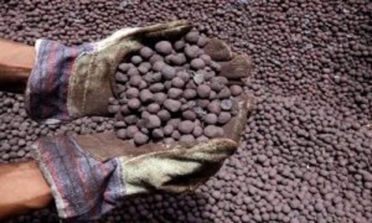 عبور از مرز تولید روزانه ۲۵ هزار تن آهن اسفنجی در شرکت فولاد مبارکه