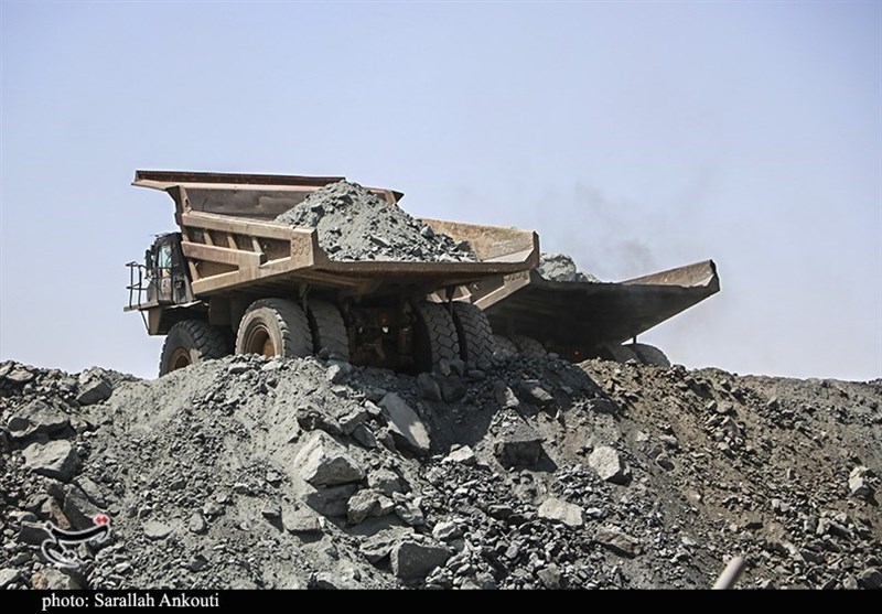 خردایش سنگآهن در بزرگترین واحد سنگشکنی خاورمیانه به روایت تصویر خردایش سنگآهن در بزرگترین واحد سنگشکنی خاورمیانه به روایت تصویر
