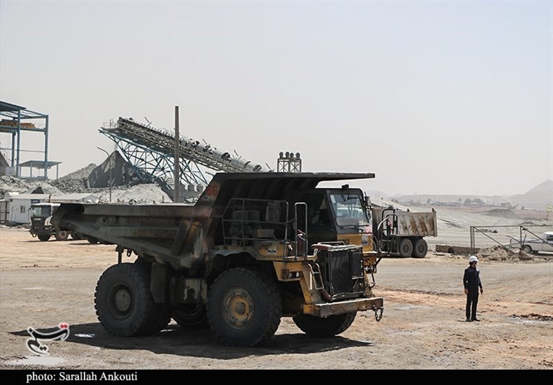 خردایش سنگآهن در بزرگترین واحد سنگشکنی خاورمیانه به روایت تصویر خردایش سنگآهن در بزرگترین واحد سنگشکنی خاورمیانه به روایت تصویر
