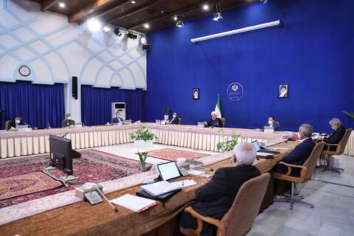 میزان افزایش ضریب حقوق کارمندان و بازنشستگان در سال ۱۴۰۰ تعیین شد