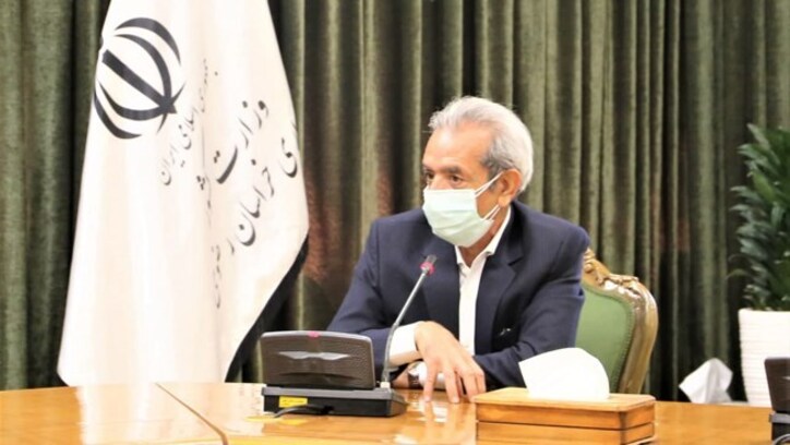 دستگاه‌های متولی، احتمال بروز بحران در بازار گندم و قاچاق آن را جدی بگیرند
