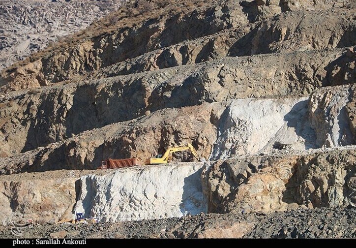 بیکاری گسترده کنار معدن مس «خونگاه»/ بی‌توجهی مسوولان مشهود است