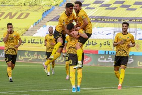 برد سه امتیازی تیم فوتبال سپاهان مقابل تراکتور