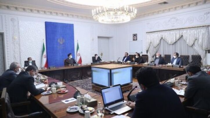افزایش نظارت بانک مرکزی بر بانک‌ها برای مهار رشد نقدینگی و تورم
