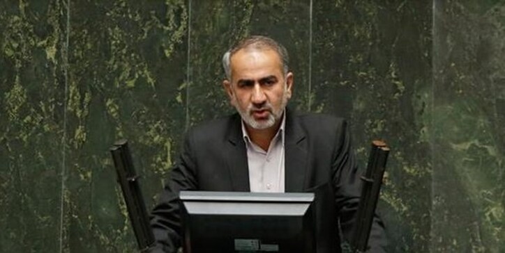 اصلاح نکردن ارز ۴۲۰۰ تومانی تورم بیشتری به کشور تحمیل می‌کند