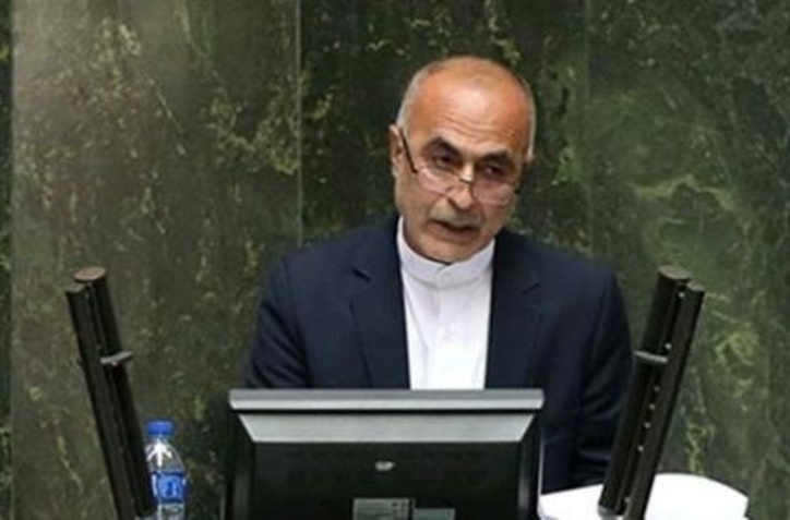 خودروسازان دعوت شدند نه احضار/ حقوق دولتی معادن افزایش می‌یابد/ نگرانی از افزایش قیمت حامل‌های انرژی در واحد‌های تولیدی