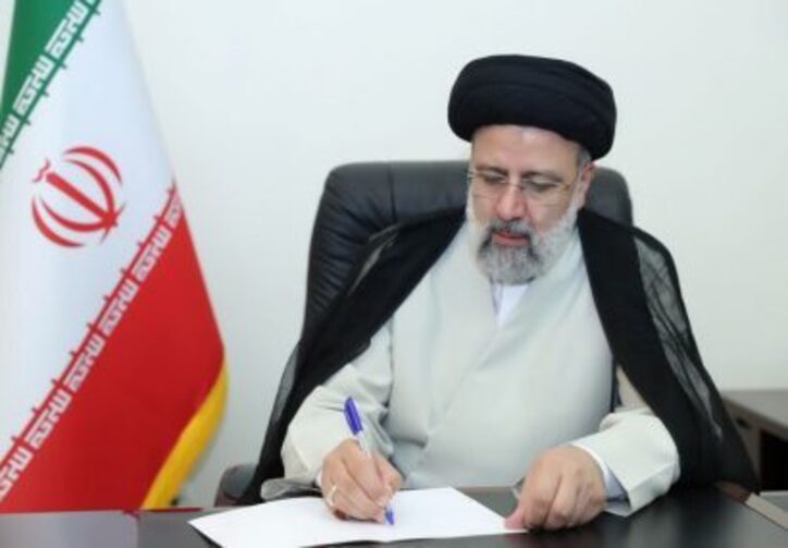 رئیسی دلار ۴۲۰۰ تومانی را حذف نمی‌کند