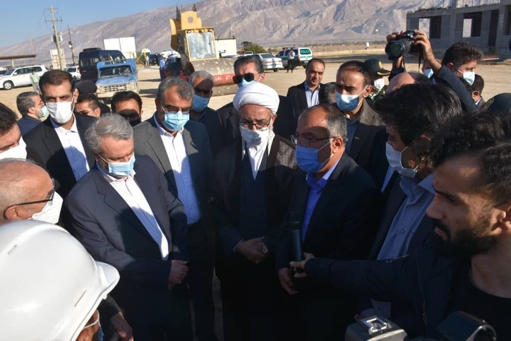 بازدید وزیر صمت از شرکت پالایشگاهی پترو پیمان دانا و شرکت طالب صنعت سپاهان در شهرک صنعتی مهر