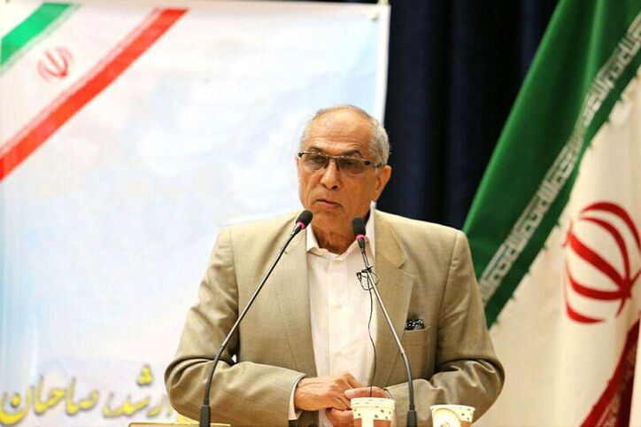 واگذاری مدیریت خودروسازی به بخش خصوصی به نفع این صنعت است