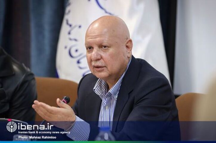 دولت به دنبال کنترل تورم از طریق انضباط پولی و مالی است