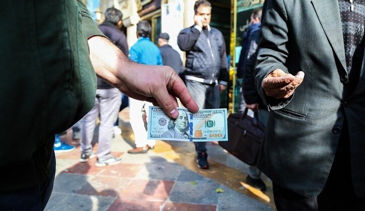قیمت دلار امروز چهارشنبه ۱۳بهمن ۱۴۰۰