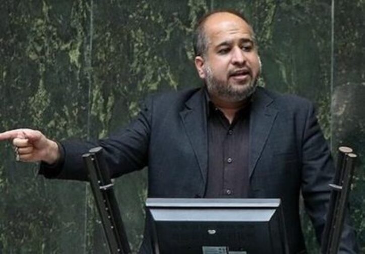 واگذاری هلدینگ خلیج فارس می‌تواند باعث انحصار در صنعت پتروشیمی شود
