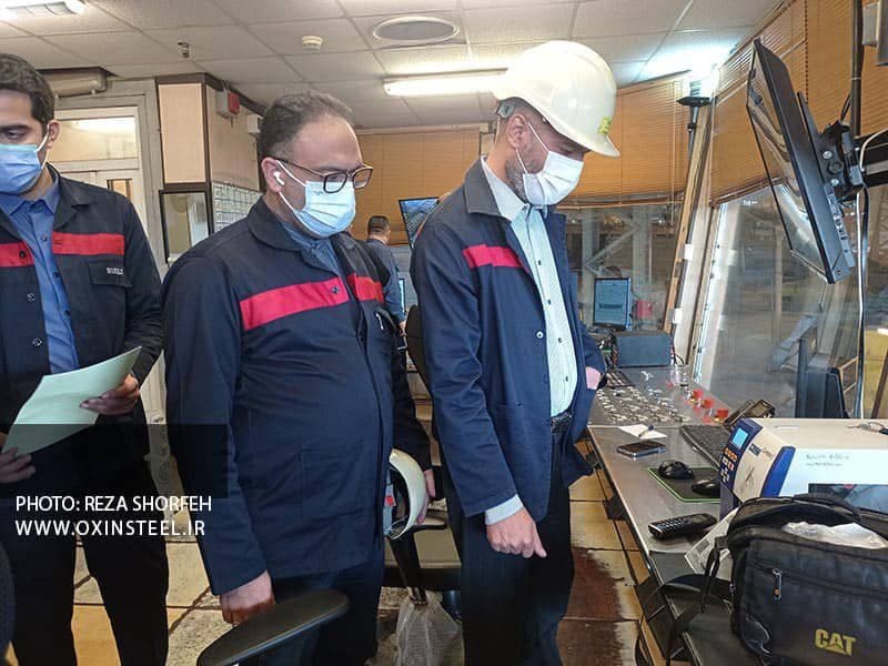 دیدار مدیر عامل و نایب رییس هیات فولاد اکسین خوزستان با کارکنان شرکت دیدار مدیر عامل و نایب رییس هیات فولاد اکسین خوزستان با کارکنان شرکت