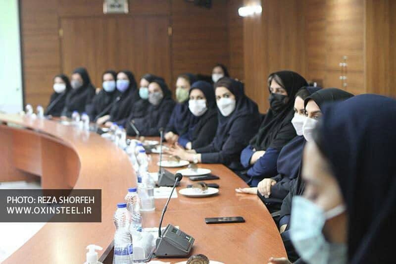 مراسم بزرگداشت روز زن در شرکت فولاد اکسین خوزستان برگزار شد مراسم بزرگداشت روز زن در شرکت فولاد اکسین خوزستان برگزار شد