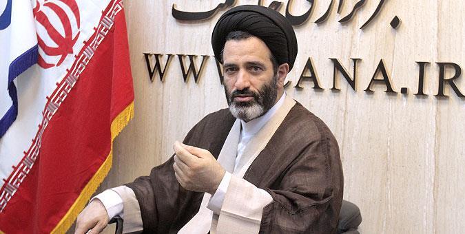 رایزنی برای احداث کارخانه پتروشیمی کنگاور/ تلاش برای رفع قوانین دست و پاگیر گمرکی در مناطق مرزی با کشور عراق/ پیگیری آبرسانی از سد گمیشان به کرمانشاه/ جذب سرمایه گذار برای احداث نیروگاههای گازی در سنقر رایزنی برای احداث کارخانه پتروشیمی کنگاور/ تلاش برای رفع قوانین دست و پاگیر گمرکی در مناطق مرزی با کشور عراق/ پیگیری آبرسانی از سد گمیشان به کرمانشاه/ جذب سرمایه گذار برای احداث نیروگاههای گازی در سنقر