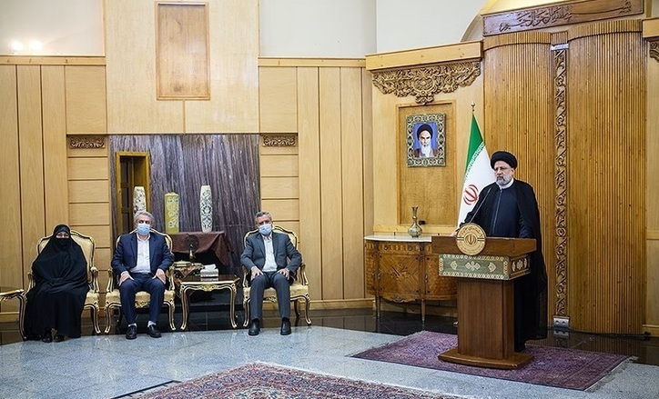سفر وزیر صمت به قطر به همراه رئیس‌جمهور/ برنامه‌ریزی برای تجارت یک میلیارد دلاری تهران - دوحه