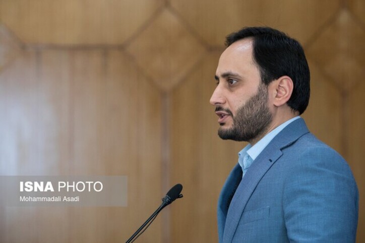 دولت بر رعایت حقوق کارگران از سوی پیمانکاران تاکید دارد
