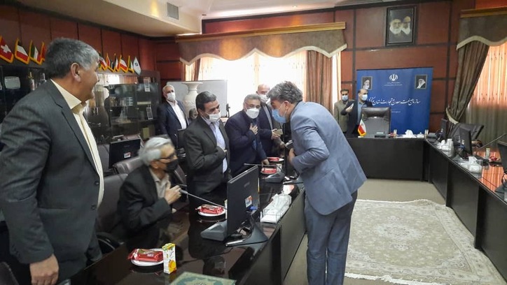 تجلیل از بازنشستگان اداره کل صنعت، معدن و تجارت استان مرکزی