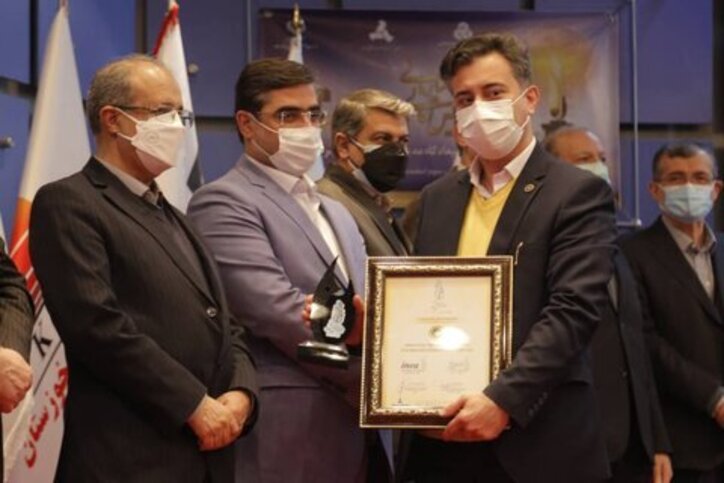 باشگاه فولاد مبارکه سپاهان گواهی «تعهد به تعالی» را دریافت کرد