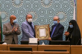 آغاز فاز سوم کارآزمایی بالینی واکسن کرونا به همراه تقدیر از خدمات و حمایت&zwnj;های شرکت فولاد مبارکه در ایام کرونا