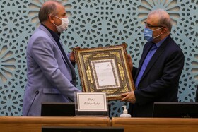 آغاز فاز سوم کارآزمایی بالینی واکسن کرونا به همراه تقدیر از خدمات و حمایت&zwnj;های شرکت فولاد مبارکه در ایام کرونا