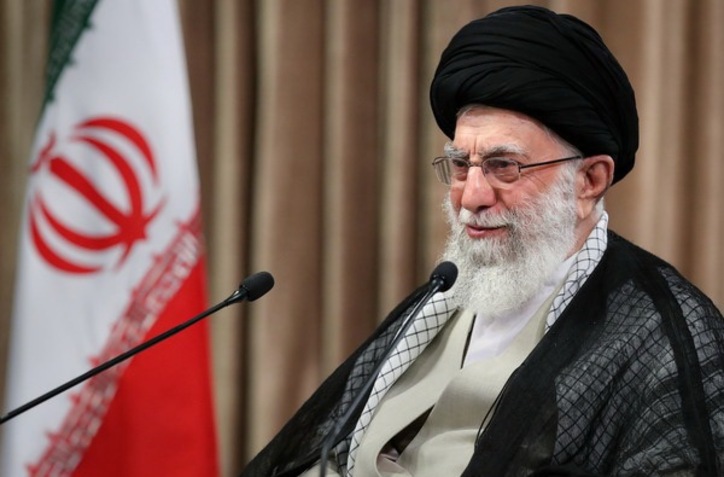 کارگران؛ ستون اصلی تولید و اقتصاد کشور/ تعطیلی کارخانه‌ها، ضربه به تولید و خیانت به استقلال کشور/ فعال شدن کارگاه‌های کوچک و متوسط در سطح کشور، یکی از راه‌های تولید ثروت و ایجاد اشتغال/ تقویت واقعی تولید ملّی؛ موفق‌ترین راه برای خنثی کردن و رفع تحریم