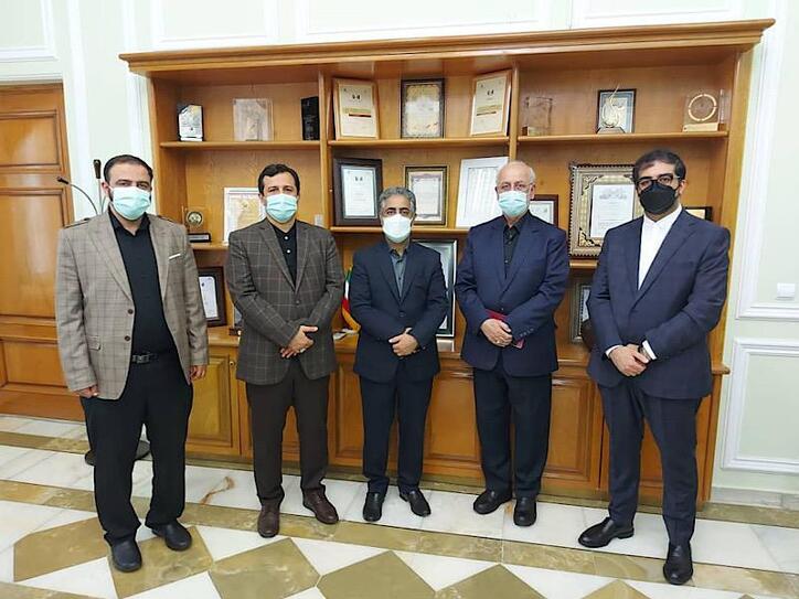 تقدیر رییس کمیسیون صنایع و معادن از اقدامات خوب بانک مسکن در اجرای پروژه‌های تولید مسکن