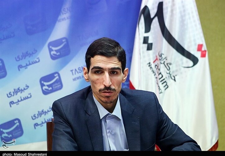 مالک شریعتی: اجازه ارزپاشی به دولت نمی‌دهیم؛ کاهش نرخ ارز با تصمیم سیاسی سودی برای مردم ندارد/ تورم فروردین ۵۰درصد شد