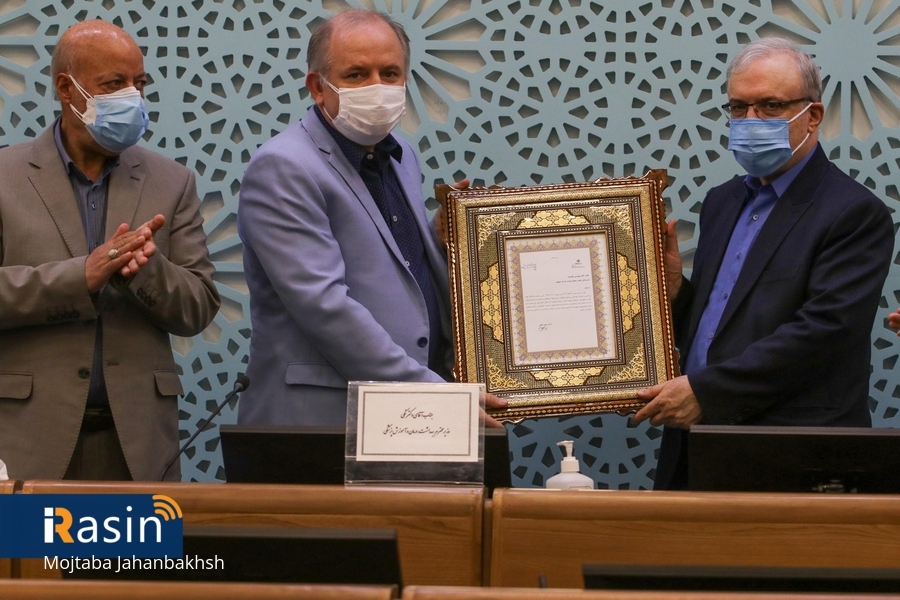 راه اندازی قطار واکسن کرونا در کشور/از مسوولیت اجتماعی فولاد مبارکه تقدیر شد راه اندازی قطار واکسن کرونا در کشور/از مسوولیت اجتماعی فولاد مبارکه تقدیر شد