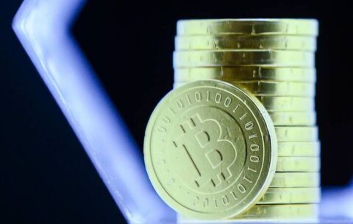کاهش ۱۷ درصدی قیمت بیت‌کوین