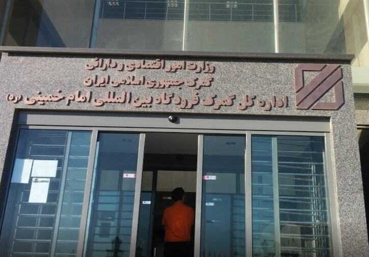تعیین تکلیف رجیستری موبایل واره‌ها و تبلت همراه مسافر در گمرک
