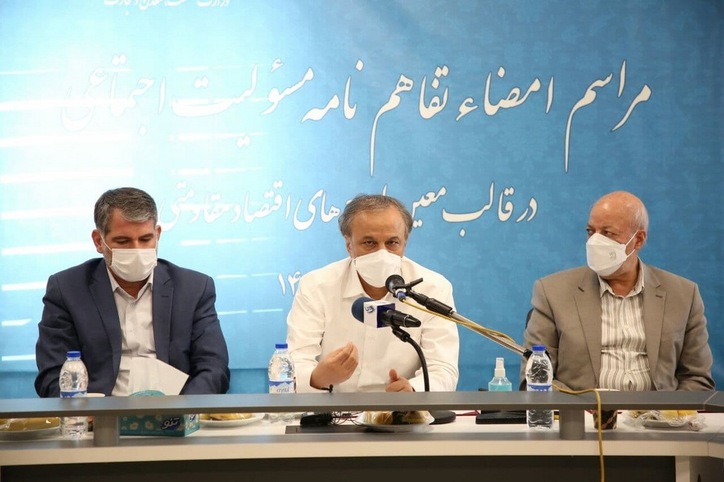 شرکت‌های بزرگ اقتصادی، خیرین توسعه در کشور هستند