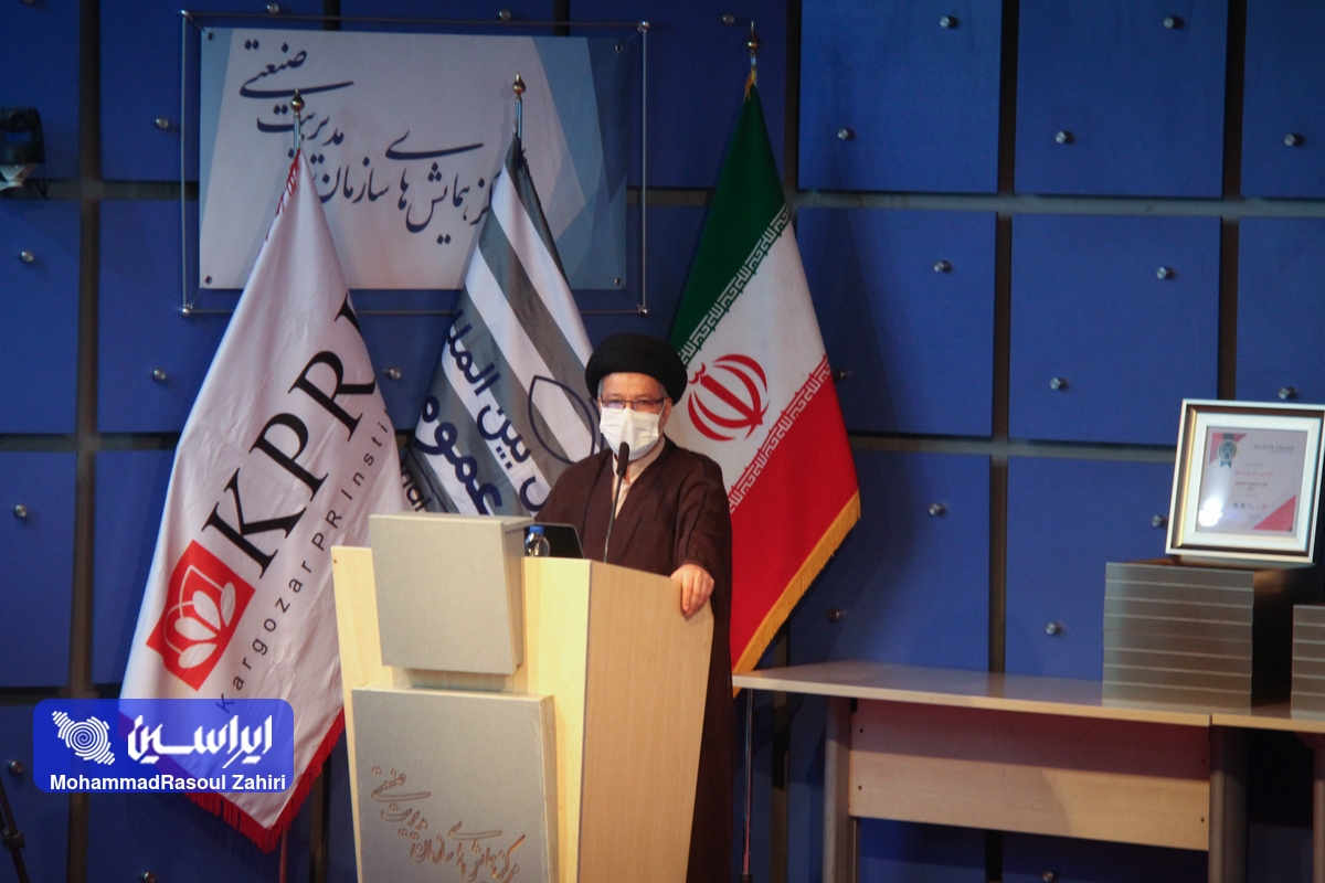 دریافت نشان عالی روابط عمومی و تقدیر از عملکرد رسانه&zwnj;ای شرکت فولاد مبارکه / بی انصافی&zwnj;ها هم نمی&zwnj;تواند دستاورد&zwnj;های فولاد مبارکه را زیر سوال ببرد