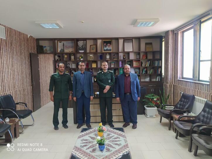 جلسه تعاملی فرمانده سپاه شاهرود با مدیران شرکت سیمان برگزار شد