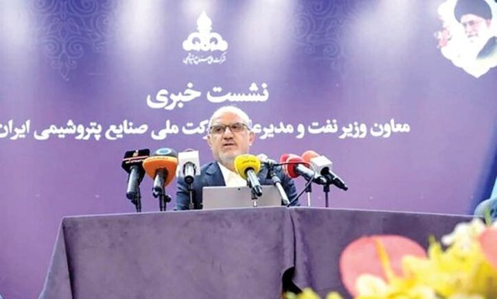 پرواز پتروشیمی به سکوی نخست در ۱۴۰۴