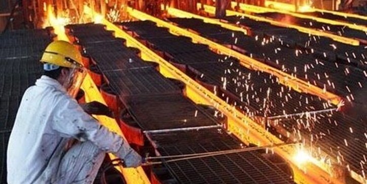 دمیدن امید در کوره صدر فولاد/ مسوولان خبر از احیای کارخانه می‌دهند