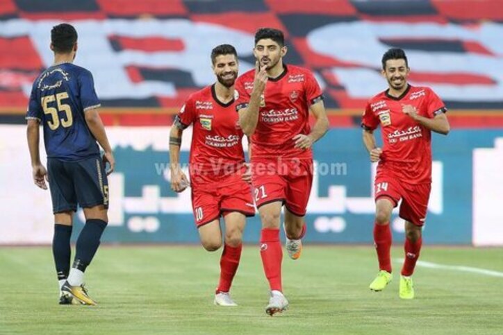 تثبیت صدرنشینی پرسپولیس/پرسپولیس تهران ۳ – گل گهرسیرجان ۱
