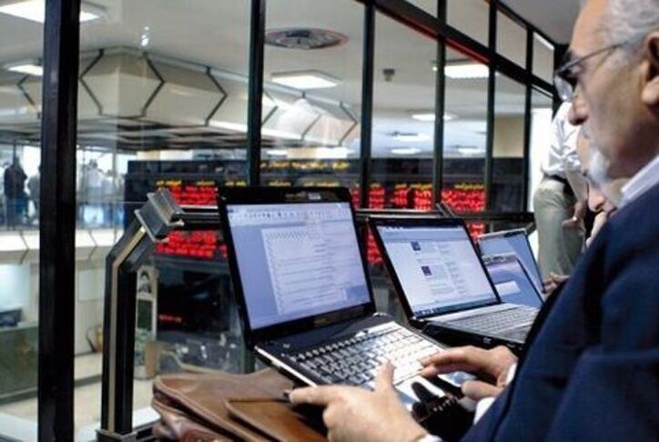 عقبگرد بورس در اولین روز هفته؛ شاخص قرمز شد