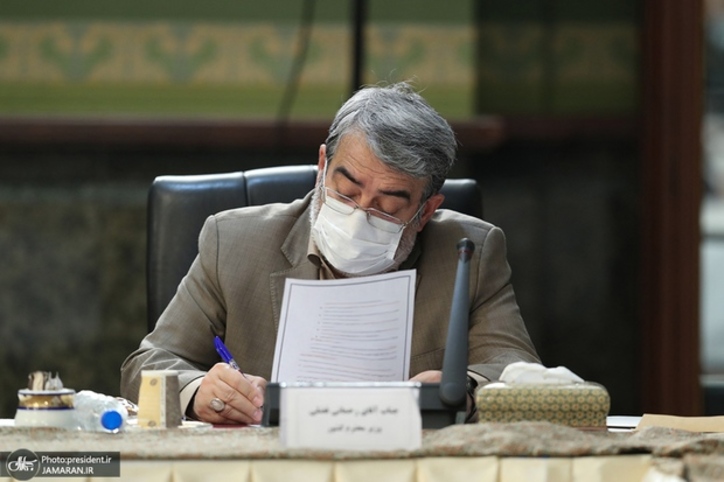 گزارش وزیر کشور به رییس جمهور در مورد تعیین تکلیف خودرو‌های دپو شده در گمرکات/ در گمرک سه استان ۵۱۰۸ خودرو شناسایی شد