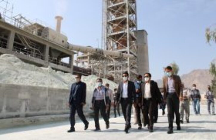 توسعه کارخانه سیمان لارستان نیازمند حمایت همه جانبه است