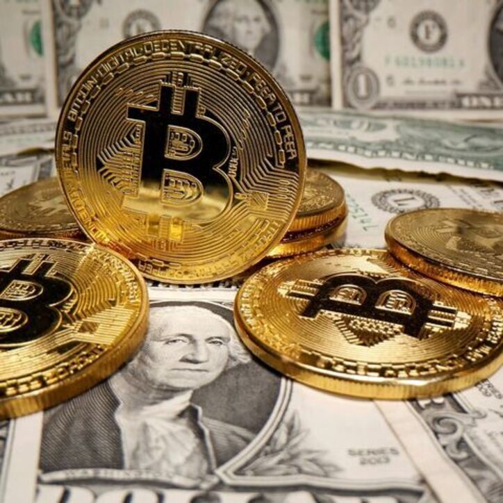 قیمت بیت‌کوین مرز ۴۳ هزار دلار را شکست