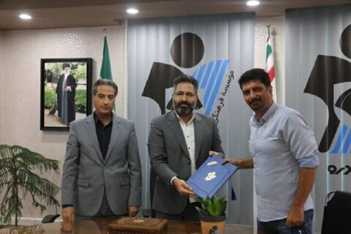 سرمربی ذوب آهن سرمربی پیکان شد