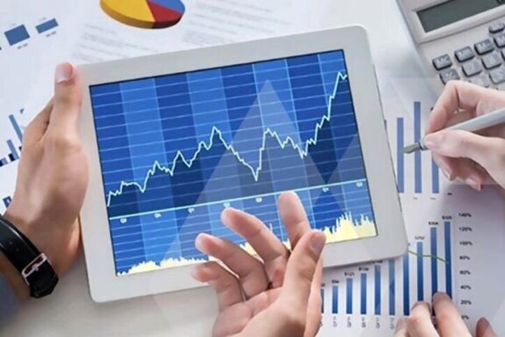 استقبال تعطیلات از شاخص کل سبز پوش