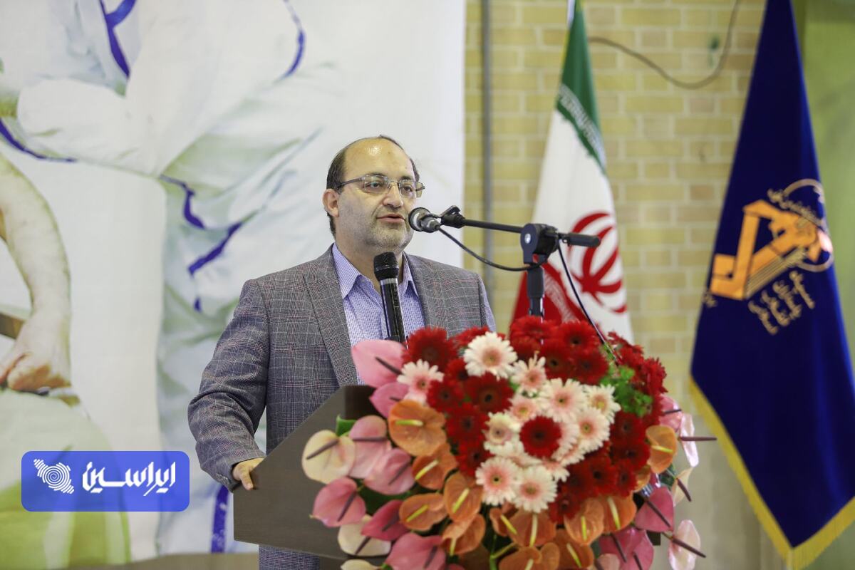 افتتاح مرکز واکسیناسیون کرونا در دانشگاه خوراسگان/همراهی «شرکت فولاد مبارکه» در مسیر توسعه افزایش مراکز تجمیعی واکسیناسیون کرونا افتتاح مرکز واکسیناسیون کرونا در دانشگاه خوراسگان/همراهی «شرکت فولاد مبارکه» در مسیر توسعه افزایش مراکز تجمیعی واکسیناسیون کرونا