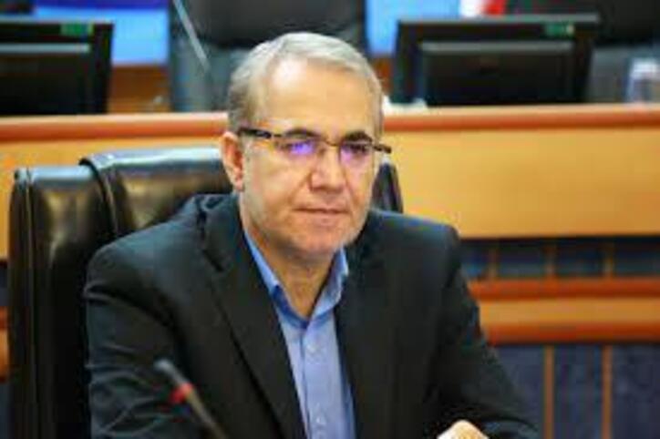 با افرادی که درصدد ایجاد اخلال در بازار سیمان هستند، برخورد قانونی می‌شود