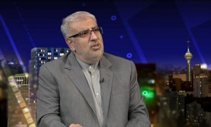 اوجی: اتفاقات خوبی در فروش نفت در راه است/ راه‌اندازی پتروپالایشگاه‌ها در دستور کار