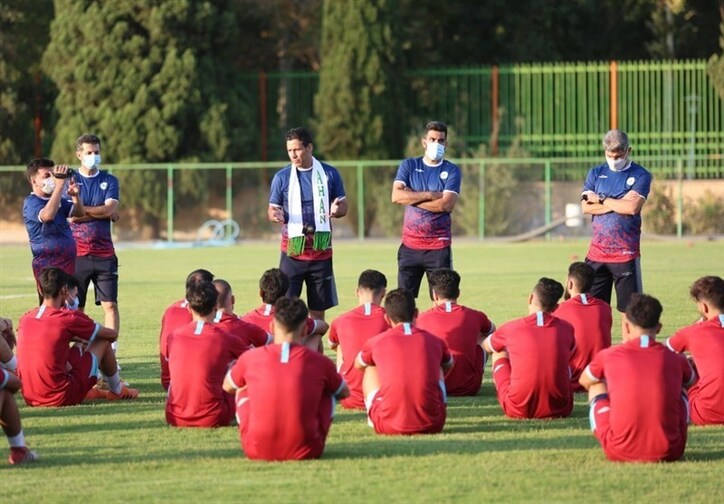 تیم فوتبال ذوب‌آهن در تهران اردو می‌زند/ مصاف تدارکاتی با پیکان و فولاد خوزستان