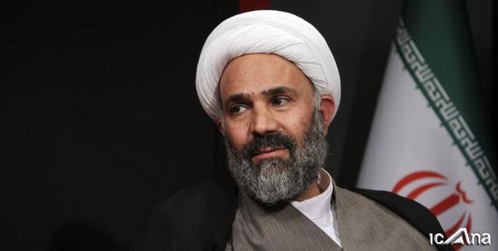 طرح تسهیل صدور مجوز‌ها به درآمد‌های نجومی و انحصاری برخی مشاغل پایان می‌دهد/ ایجاد فرصت برای اشتغال تحصیلکرده‌ها