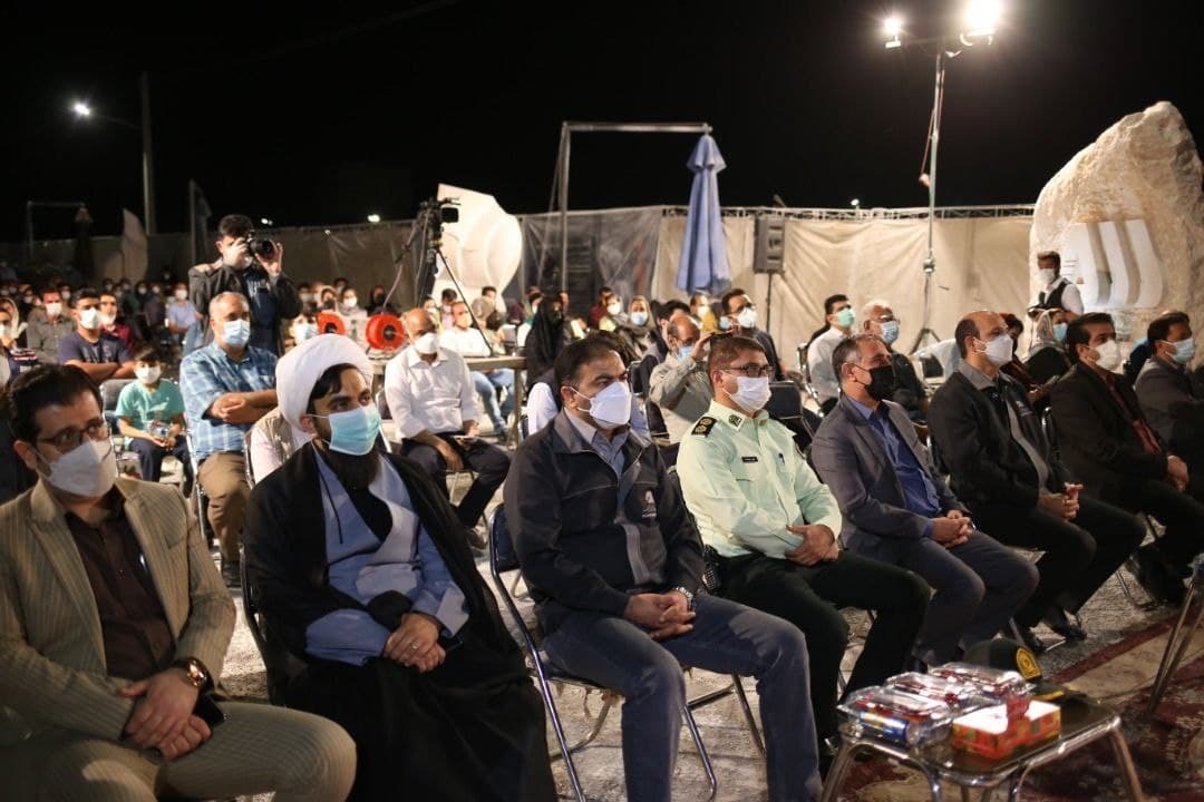 نخستین سمپوزیوم مجسمهسازی گلگهر به کار خود پایان داد نخستین سمپوزیوم مجسمهسازی گلگهر به کار خود پایان داد