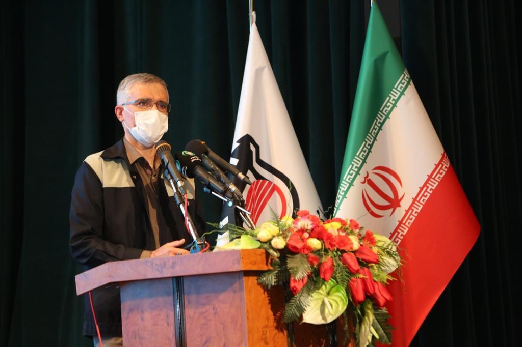 تجلیل از پیشکسوتان ایثارگر و رونمایی از آثار فرهنگی دفاع مقدس تجلیل از پیشکسوتان ایثارگر و رونمایی از آثار فرهنگی دفاع مقدس